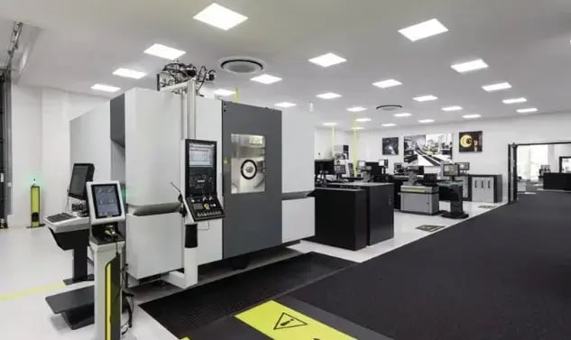 Watch practical demonstrations smart factory